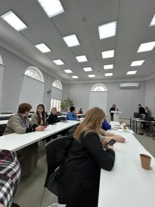 photo_5404771555659077832_y