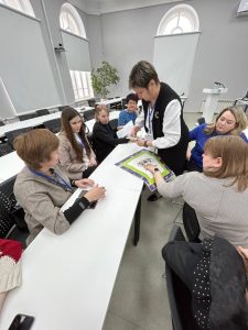 photo_5404771555659077833_y